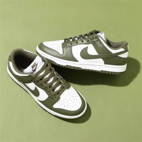 freitzeitstyle mit olive green nike schuhe|green dunks Nike.